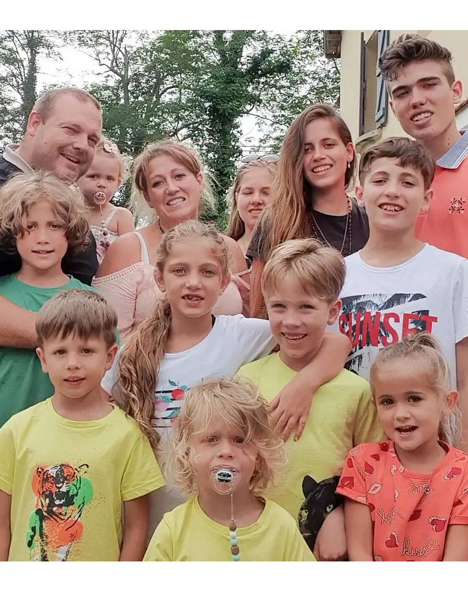 Cindy Van Der Auwera (Familles nombreuses, la vie en XXL) a célébré son mariage avec son amoureux de longue date Sébastien.