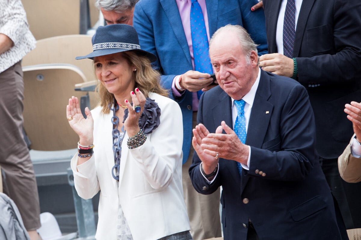 Photo Le Roi Juan Carlos Ier Despagne Et Sa Fille Linfante Elena D