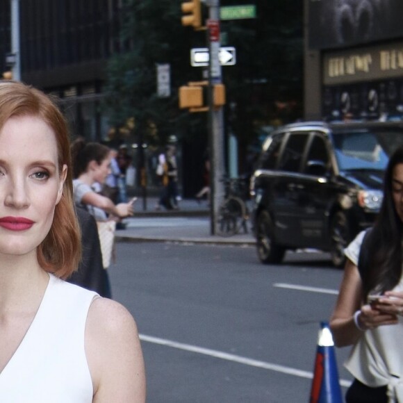 Arrivée et Sortie de Jessica Chastain à l'émission "The Late Show" de Stephen Colbert, à New York, le 25 juin 2018.
