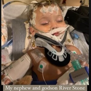 Sharon Stone est dévastée par l'état de santé inquiétant de son neveu River, 11 mois.