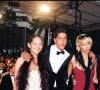 Marion Cotillard, Samy Naceri, Emma Sjoberg, Gérard Pires et Frédéric Diefenthal présentent le film "Taxi" au Festival de Cannes en 1998. 