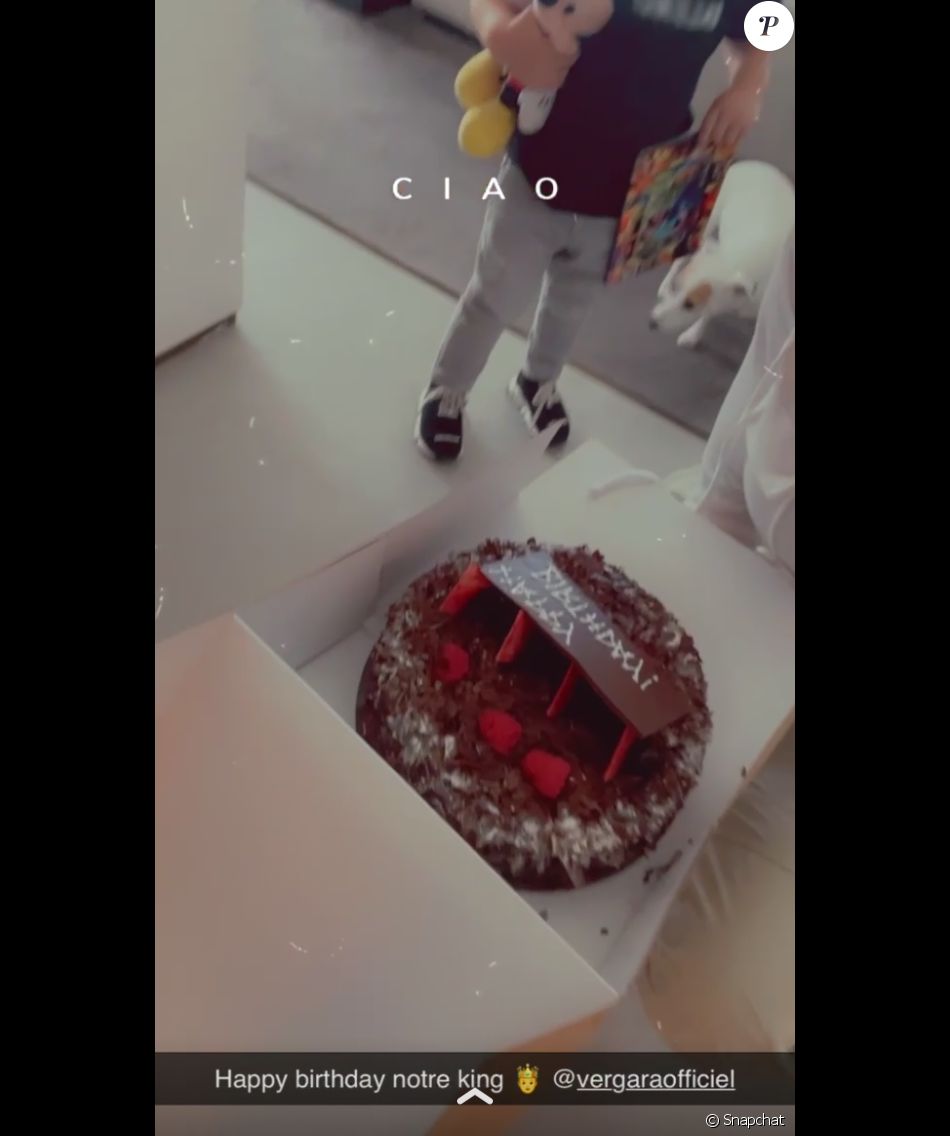 Nabilla Vergara Devoile Le Gateau D Anniversaire De Thomas 35 Ans Purepeople