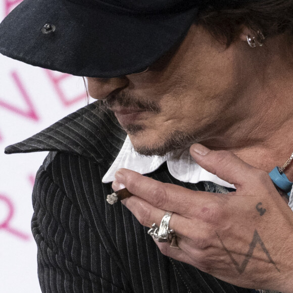 Johnny Depp en conférence de presse lors de la 47éme édition du Festival du Cinéma Américain de Deauville, France, le 5 septembre 2021. © Olivier Borde/Bestimage 