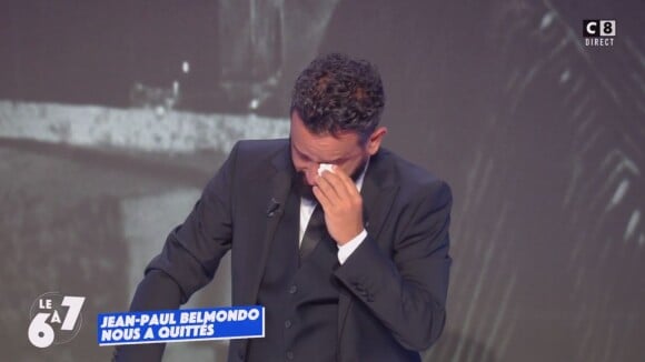 Cyril Hanouna fond en larmes dans "Touche pas à mon poste" en évoquant Jean-Paul Belmondo, mort le 6 septembre 2021