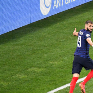 Karim Benzema - Match de football de l'Euro 2020 : La France s'incline devant la Suisse après les tirs au but au stade Arena Nationala à Bucarest le 28 juin 2021. © Anthony Bibard / FEP/Panoramic / Bestimage