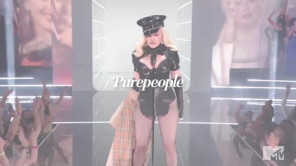 Madonna toujours aussi provocante à 63 ans : décolleté explosif pour une grande soirée