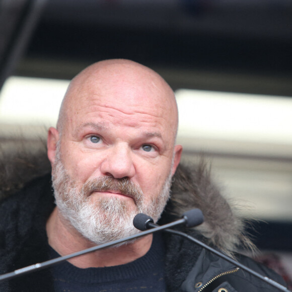 Philippe Etchebest - Rassemblement national des métiers de l'hôtellerie, de la restauration, du tourisme à l'appel de l'UMIH et le GNI à l'esplanade des Invalides à Paris le 14 décembre 2020. © Panoramic / Bestimage