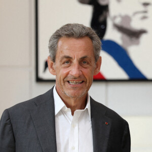 Exclusif - David Lisnard (le Maire de Cannes) reçoit Nicolas Sarkozy dans son bureau à la Mairie à Cannes, le 24 août 2020. © Sebastien Botella / Nice Matin / Bestimage 