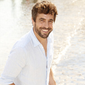 Agustin Galiana (Ici tout commence) - Photocall lors du Festival de la Fiction de La Rochelle. Le 18 septembre 2021. © Christophe Aubert via Bestimage