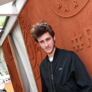 Jean-Baptiste Maunier au village lors des internationaux de France de Roland Garros à Paris, le 31 mai 2017. © Dominique Jacovides - Cyril Moreau/ Bestimage 