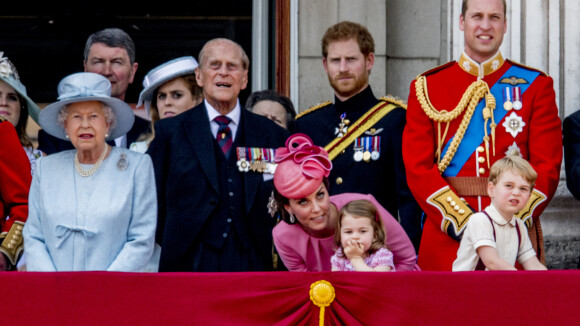 Le prince Harry imite sa grand-mère la reine à la télévision : "Oh Philip ! Qu'est-ce que tu fais ?"