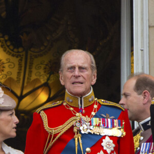 La princesse Eugenie d'York, la reine Elisabeth II, Sophie, la comtesse de Wessex, le prince Philip, duc d'Edimbourg, le prince Harry - La famille royale britannique réunie pour présider le traditionnel Trooping the Colour à Londres, le 14 juin 2014.