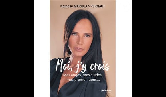 Couverture du livre "Moi j'y crois" de Nathalie Marquay