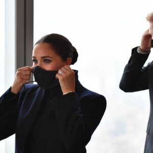 Le prince Harry, duc de Sussex, et sa femme Meghan Markle visitent le One World Trade Center à New York City, New York, etats-Unis, le 23 septembre 2021.