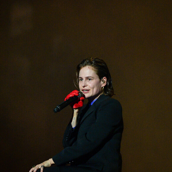 Christine and the Queens (Héloïse Letissier) - Concert "Global Citizen Live" au Champ de Mars à Paris le 25 Septembre 2021 © Pierre Perusseau / Bestimage