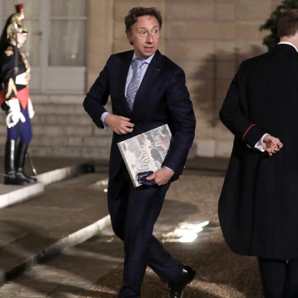 Stéphane Bern - Le président de la République et la première dame recoivent le Premier ministre de la République Hellénique et son épouse pour un diner de travail, au palais de l'Elysée, Paris, le 27 septembre 2021. © Stéphane Lemouton / Bestimage 