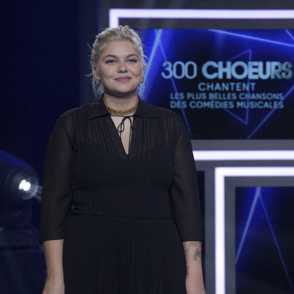 Exclusif - Louane Emera - Enregistrement de l'émission "300 Choeurs chantent les plus belles comédies musicales" à Paris, diffusée le 30 septembre sur France 3 © Giancarlo Gorassini / Bestimage 