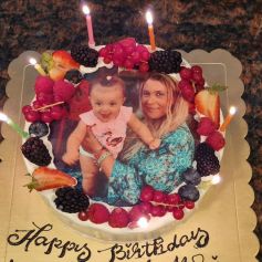 Marion Bartoli Montre Son Gateau D Anniversaire Commande Par Son Mari Yahya Boumediene Le 2 Octobre 21 Purepeople