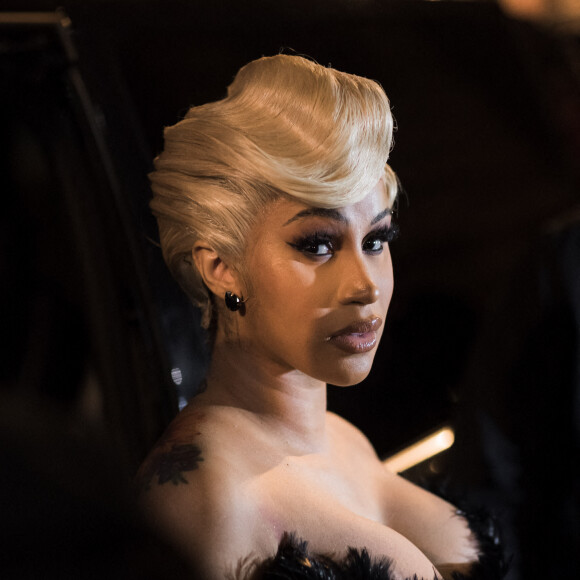 Cardi B rentre à son hôtel à Paris après l'exposition "Thierry Mugler: couturissime" au Musée des Arts Décoratifs (MAD) à Paris le 28 septembre 2021. © Tiziano da Silva / Bestimage 