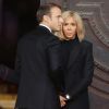 Mort de Bernard Tapie : Emmanuel et Brigitte Macron "touchés" par sa disparition