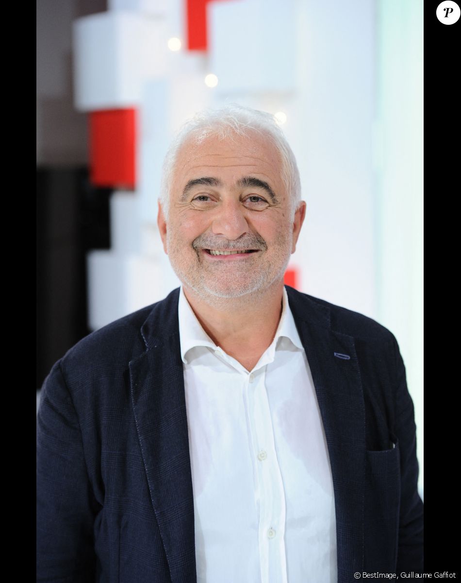 Exclusif - Guy Savoy - Enregistrement de l'émission ' Vivement Dimanche ' au studio Gabriel. Diffusion le 08/09/2019 sur France 2. © Guillaume Gaffiot / Bestimage