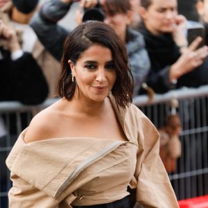 Leïla Bekhti au défilé de mode L'Oréal lors de la la Fashion Week printemps/été 2022 sur le parvis des droits de l'homme à Paris, France, le 3 octobre 2021. © Veeren Ramsamy-Christiophe Clovis/Bestimage 