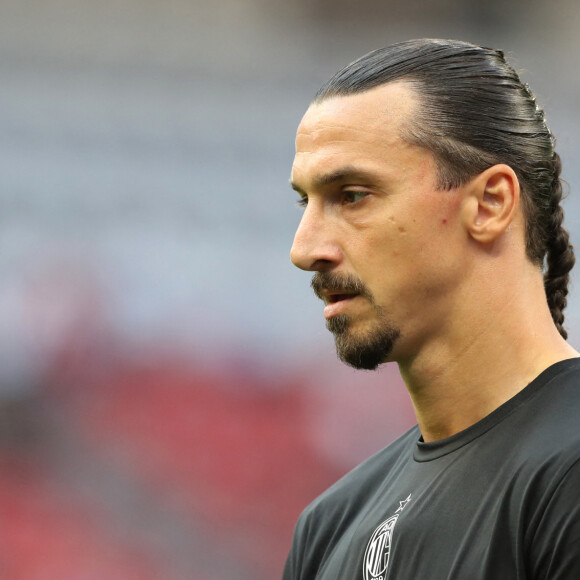 Zlatan Ibrahimovic avant le match de serie A opposant l'AC Milan à la Lazio Rome" au stade Giuseppe Meazz à Milan, Italie, le 12 septembre 2021. © Jonathan Moscrop/Sportimage/Cal Sport Media/Zuma Press/Bestimage