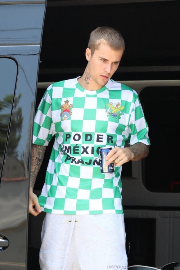 Justin Bieber est allé faire des courses chez Wonderbrett à Los Angeles, le 12 juillet 2021 