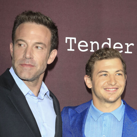Ben Affleck et Tye Sheridan - Première du film "The Tender Bar" à Los Angeles, le 4 octobre 2021. © Future-Image via Zuma Press/Bestimage