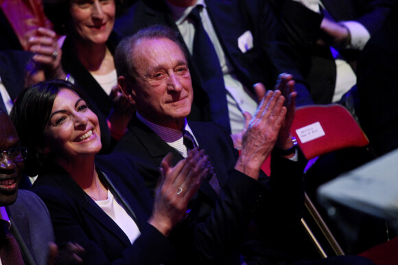 Anne Hidalgo et Bertrand Delanoë - Dernier grand meeting de campagne d'Anne Hidalgo au Cirque d'Hiver à Paris, dix jours avant le premier tour des élections municipales, le 13 mars 2014.