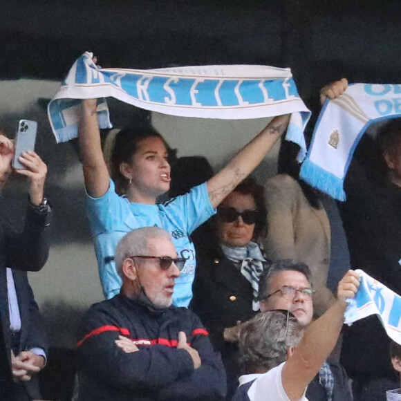 Renaud Muselier, Sophie Tapie, Dominique Tapie et Laurent Tapie - Cérémonie d'hommage à Bernard Tapie au stade Vélodrome à Marseille, France, le 7 octobre 2021. Bernard Tapie, est décédé le 3 octobre 2021 à l'âge de 78 ans, après un combat de quatre ans avec cancer. © Jacovides-Santini/Bestimage 