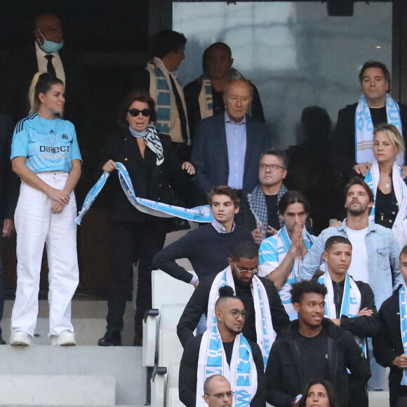 Renaud Muselier, Sophie Tapie, Dominique Tapie, Olivier Mazerolle, Laurent Tapie Cérémonie d'hommage à Bernard Tapie au stade Vélodrome à Marseille, France, le 7 octobre 2021. Bernard Tapie, est décédé le 3 octobre 2021 à l'âge de 78 ans, après un combat de quatre ans avec cancer. © Jacovides-Santini/Bestimage 