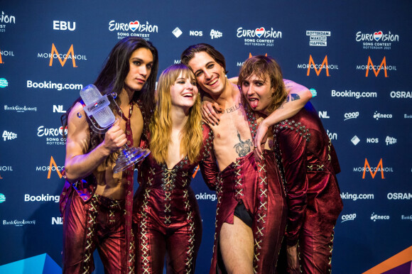 Le groupe Måneskin (Damiano David, Victoria De Angelis, Thomas Raggi, Ethan Torchio) à la Ahoy Arena de Rotterdam, le 23 mai 2021