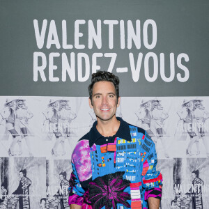 Mika - Photocall du défilé de mode printemps-été 2022 "Valentino" lors de la fashion week de Paris. Le 1er octobre 2021 