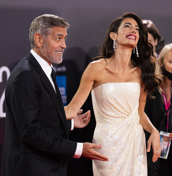 George et Amal Clooney - Première du film "The Tender Bar" lors du 65e Festival du film de Londres (BFI). Le 10 octobre 2021.