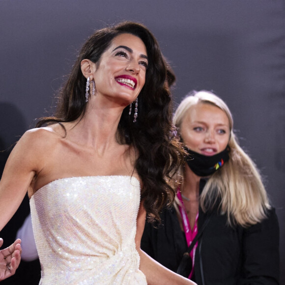 George et Amal Clooney - Première du film "The Tender Bar" lors du 65e Festival du film de Londres (BFI). Le 10 octobre 2021.