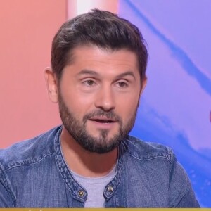 Christophe Beaugrand évoque la naissance de son fils Valentin et la mère-porteuse Whitney dans "La Maison des maternelles", le 11 octobre 2021, sur France 2