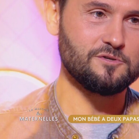 Christophe Beaugrand évoque la naissance de son fils Valentin et la mère-porteuse Whitney dans "La Maison des maternelles", le 11 octobre 2021, sur France 2