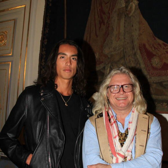 Exclusif - Tommy Ros, Pierre-Jean Chalençon - Soirée de dédicace de l'auteure Valérie Perez-Ennouchi pour son livre "Destins de femmes" au palais Vivienne à Paris le 11 octobre 2021. © Baldini / Bestimage 