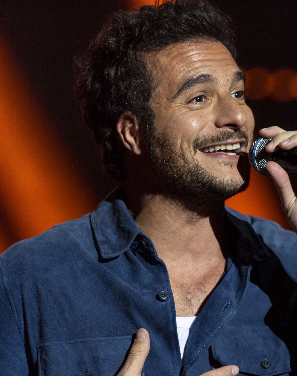 Exclusif - Amir Haddad - 10ème édition du concert caritatif "Leurs voix pour l'espoir" au profit de la fondation ARCAD (Aide et recherche en Cancérologie Digestive) et la lutte contre le cancer du pancréas à l'Olympia à Paris le 11 octobre 2021. © Marc Ausset-Lacroix - Pierre Perusseau / Bestimage