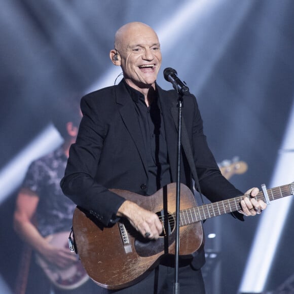 Exclusif - Gaëtan Roussel - 10ème édition du concert caritatif "Leurs voix pour l'espoir" au profit de la fondation ARCAD (Aide et recherche en Cancérologie Digestive) et la lutte contre le cancer du pancréas à l'Olympia à Paris le 11 octobre 2021. © Marc Ausset-Lacroix - Pierre Perusseau / Bestimage