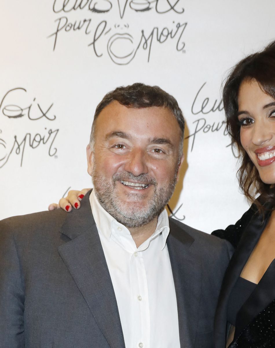 Exclusif - Gérald Brice-Viret (Directeur des programmes de Canal +), Laurie Cholewa - Photocall de la 10ème édition du concert caritatif "Leurs voix pour l'espoir" au profit de la fondation ARCAD (Aide et recherche en Cancérologie Digestive) et la lutte contre le cancer du pancréas à l'Olympia à Paris le 11 octobre 2021. © Marc Ausset-Lacroix - Pierre Perusseau / Bestimage