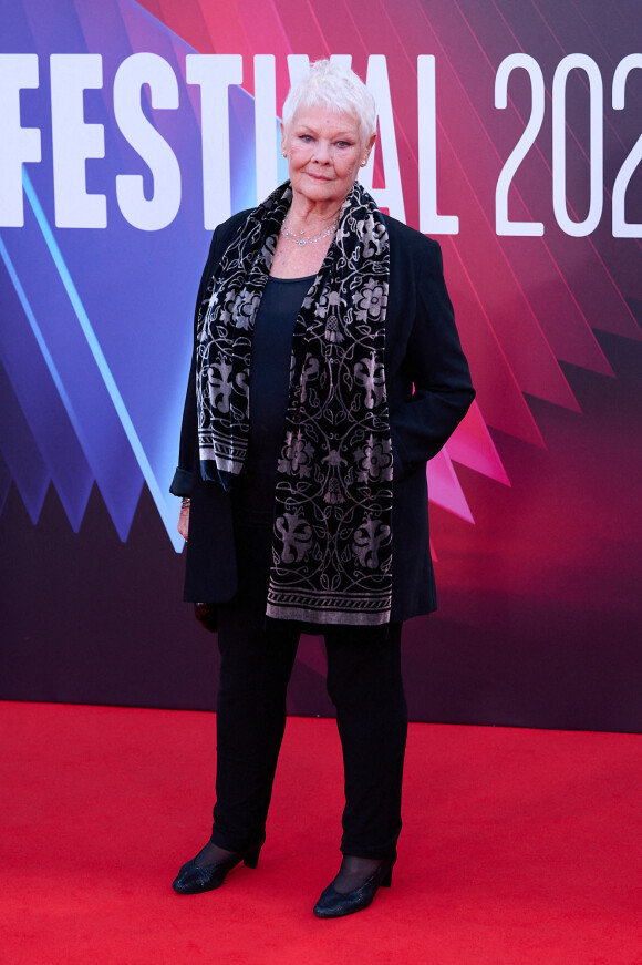 Judi Dench - Première du film "Belfast" lors du Festival du film de Londres (BFI). Le 12 octobre 2021.