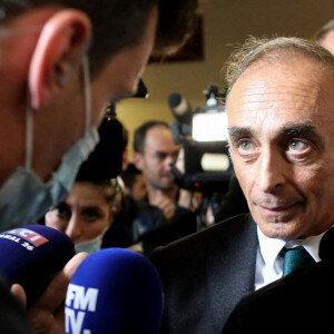 Le polémiste Eric Zemmour participe à la réunion "La Journée des Conservateurs" organisée pour discuter de la place de la droite dans les débats politiques à Asnières, près de Paris, France, 26 septembre 2021.