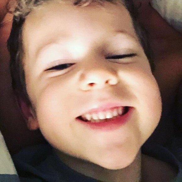 Romain Taillandier, l'ex-mari d'Alex Goude, file le parfait amour avec son compagnon Junior Velazquez, devenu le beau-père du petit Elliot.