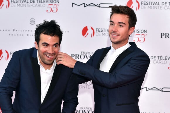 Alex Goude et son mari Romain - Photocall de la soirée d'ouverture du 55ème festival de télévision de Monte-Carlo à Monaco. Le 13 juin 2015