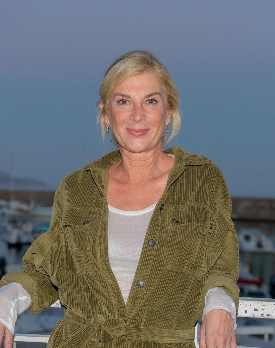 Michèle Laroque présente son film "Chacun chez soi" au Mourillon à Toulon le 11 mars 2020. Une comédie réalisé par M. Laroque et avec comme acteurs et actrices, M. Laroque, S. De Groodt, A. de Lencquesaing . © Patrick Carpentier/Bestimage