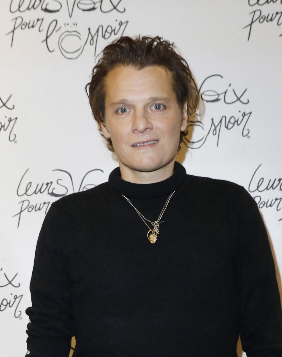 Exclusif - Bénabar - Photocall de la 10ème édition du concert caritatif "Leurs voix pour l'espoir" au profit de la fondation ARCAD (Aide et recherche en Cancérologie Digestive) et la lutte contre le cancer du pancréas à l'Olympia à Paris le 11 octobre 2021. © Marc Ausset-Lacroix - Pierre Perusseau / Bestimage
