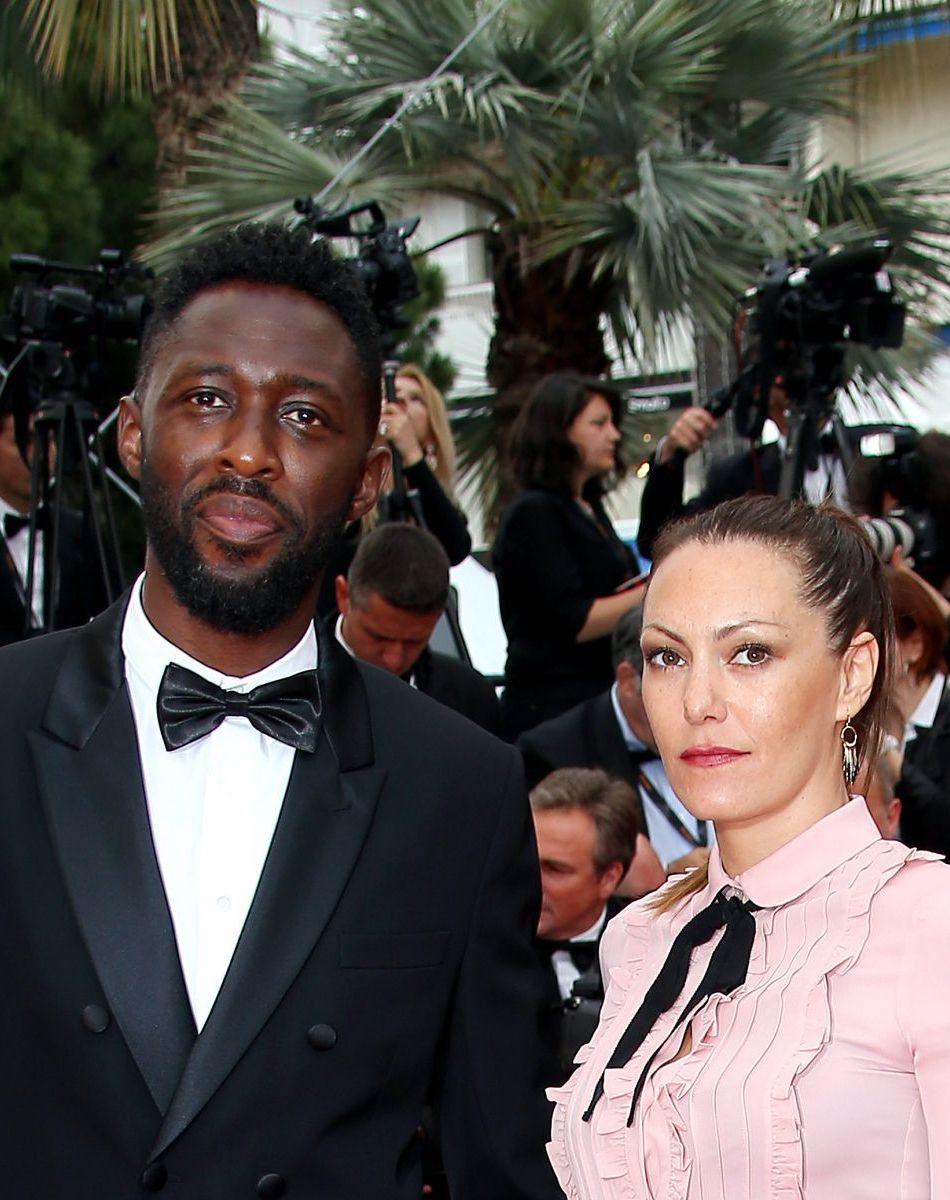 Thomas Ngijol et sa compagne Karole Rocher - Montée des marches de la cérémonie de clôture du 69ème Festival International du Film de Cannes. Le 22 mai 2016. © Olivier Borde-Cyril Moreau/Bestimage