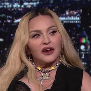 Madonna sur le plateau de l'émission "The Tonight Show starring Jimmy Fallon". Lors du Late Show de Jimmy Kimmel, vendredi 8 octobre 2021.